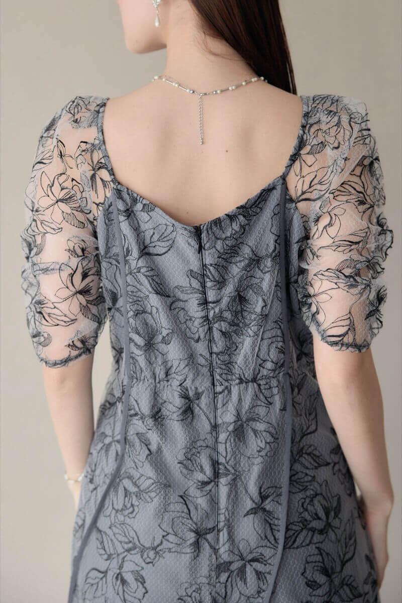 ブラックのウェーブパイピングフレアドレスの商品画像6