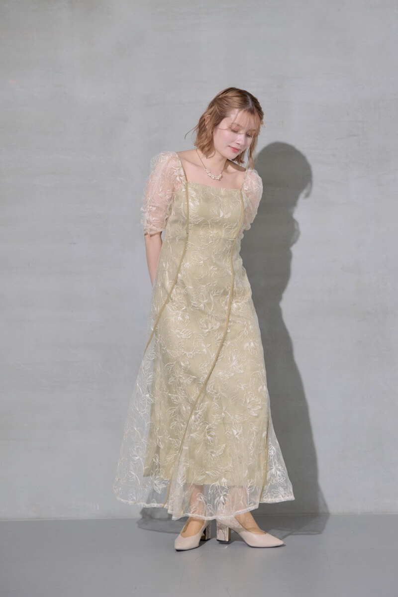 イエローのウェーブパイピングフレアドレスの商品画像15