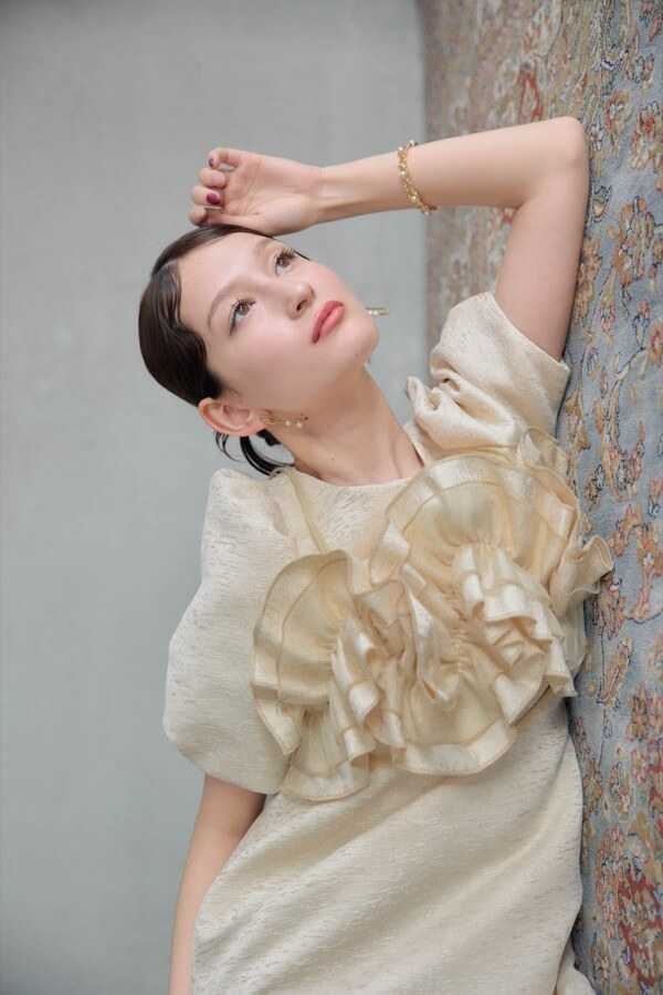 アイボリーのフリルビスチェジャガードドレス | LE' RURE | M | A-3105