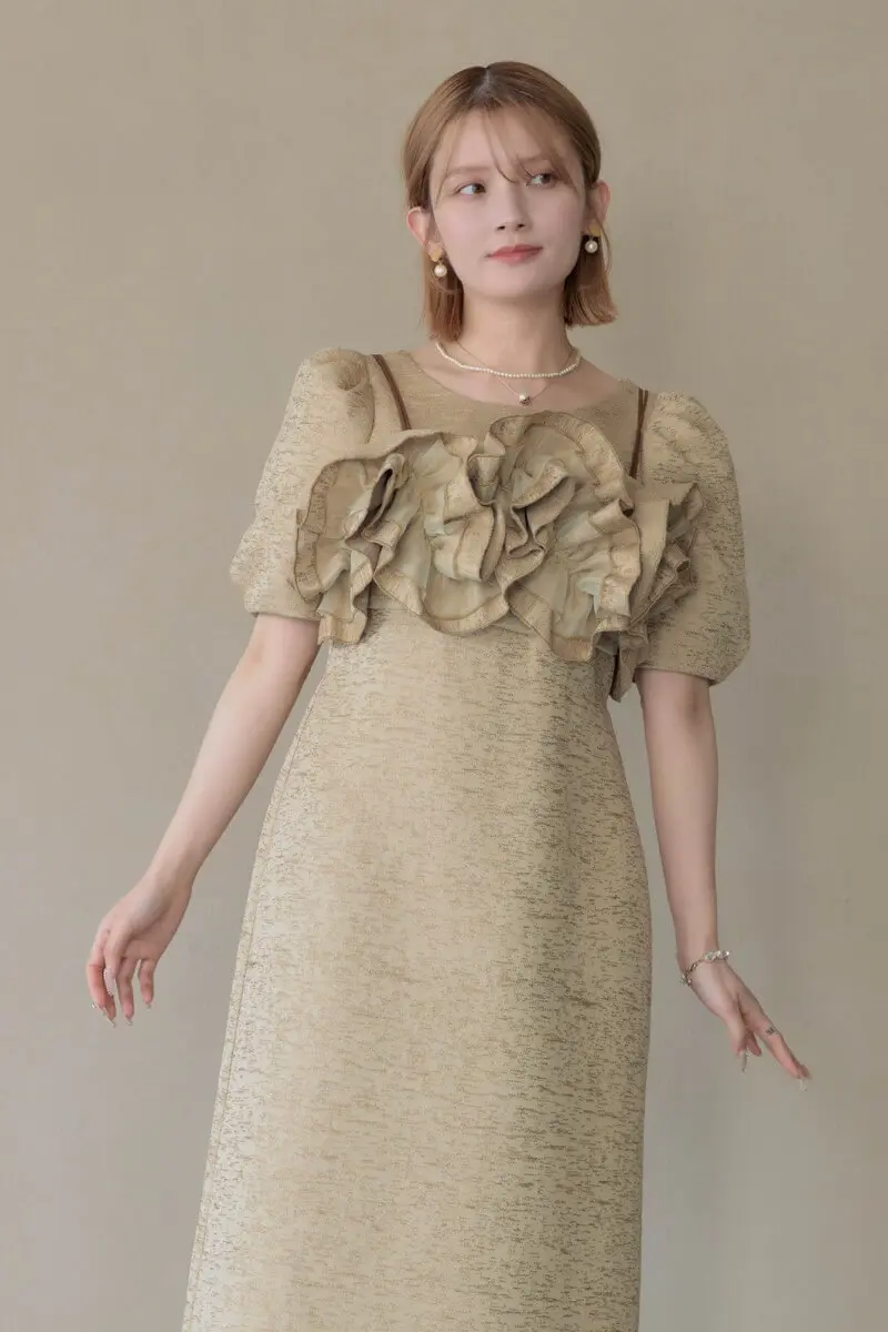 ベージュのフリルビスチェジャガードドレス | LE' RURE | M | 結婚式