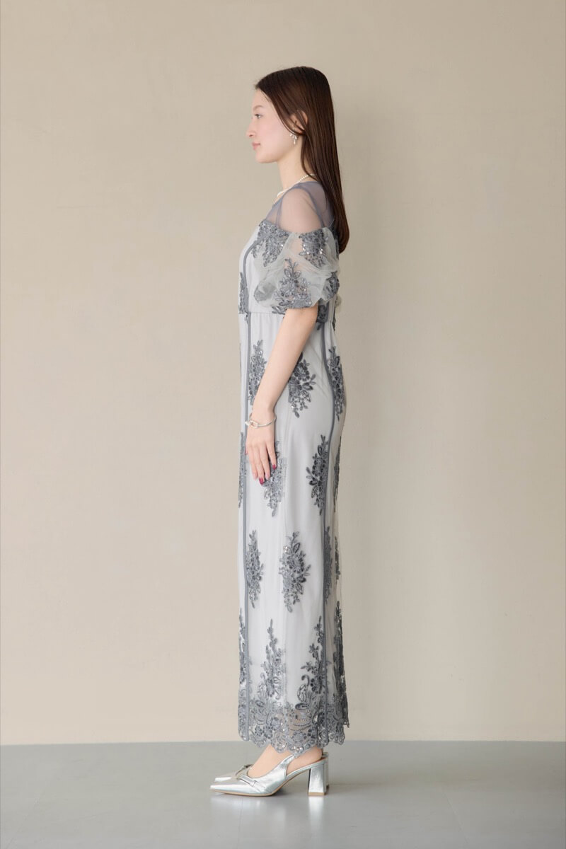 グレーのエンブロイダードシアードレスの商品画像3