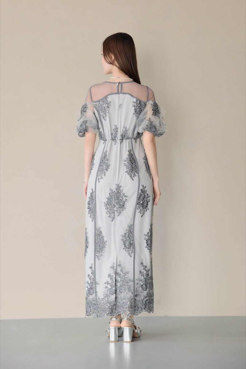 グレーのエンブロイダードシアードレスの商品画像4