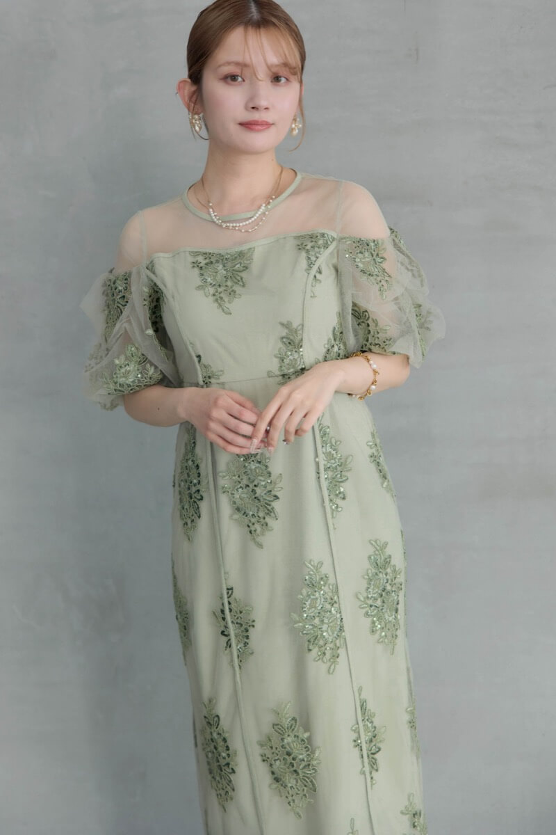 グリーンのエンブロイダードシアードレスの商品画像13