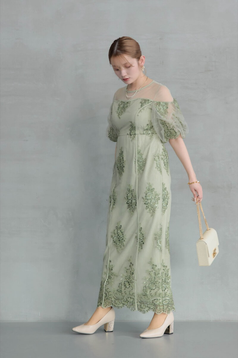 グリーンのエンブロイダードシアードレスの商品画像15