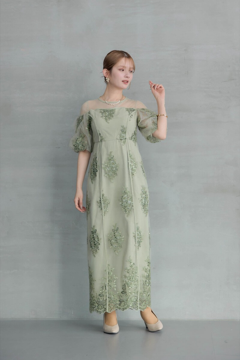 グリーンのエンブロイダードシアードレスの商品画像2