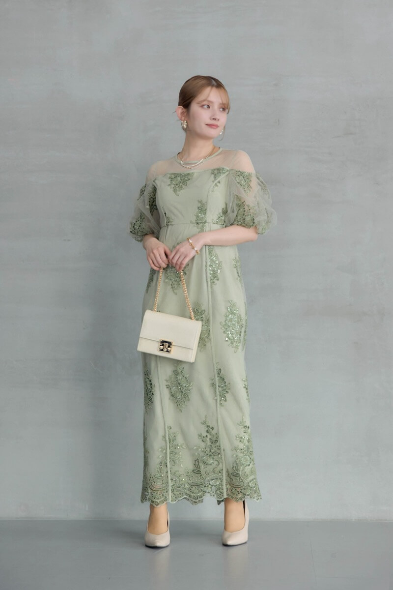 グリーンのエンブロイダードシアードレスの商品画像8