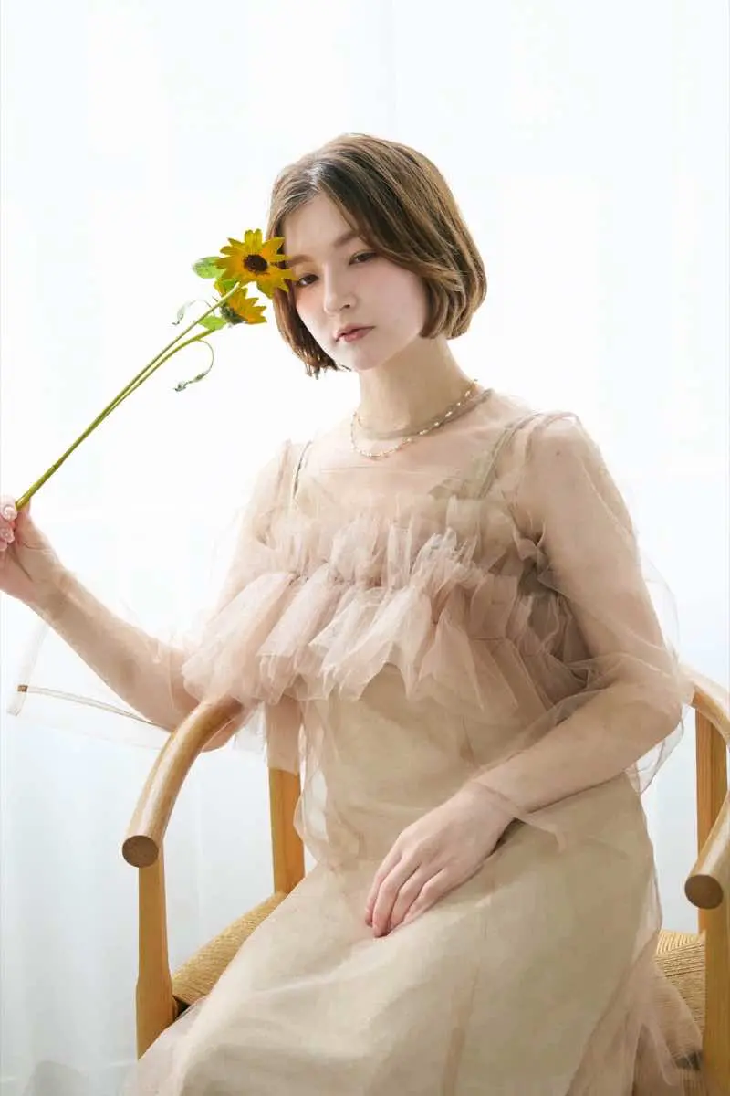 ベージュのMultiwayボリュームチュールドレス | ANDRESD | S | 結婚式