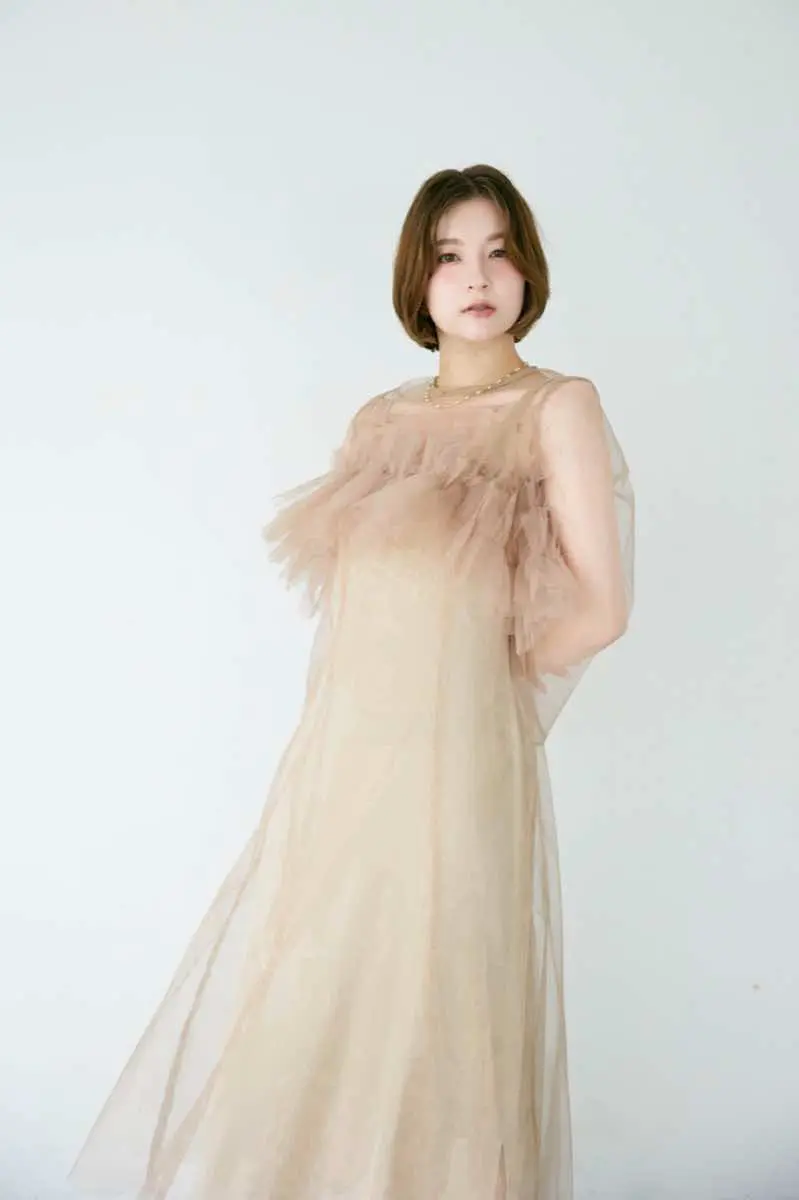 ベージュのMultiwayボリュームチュールドレス | ANDRESD | S | 結婚式