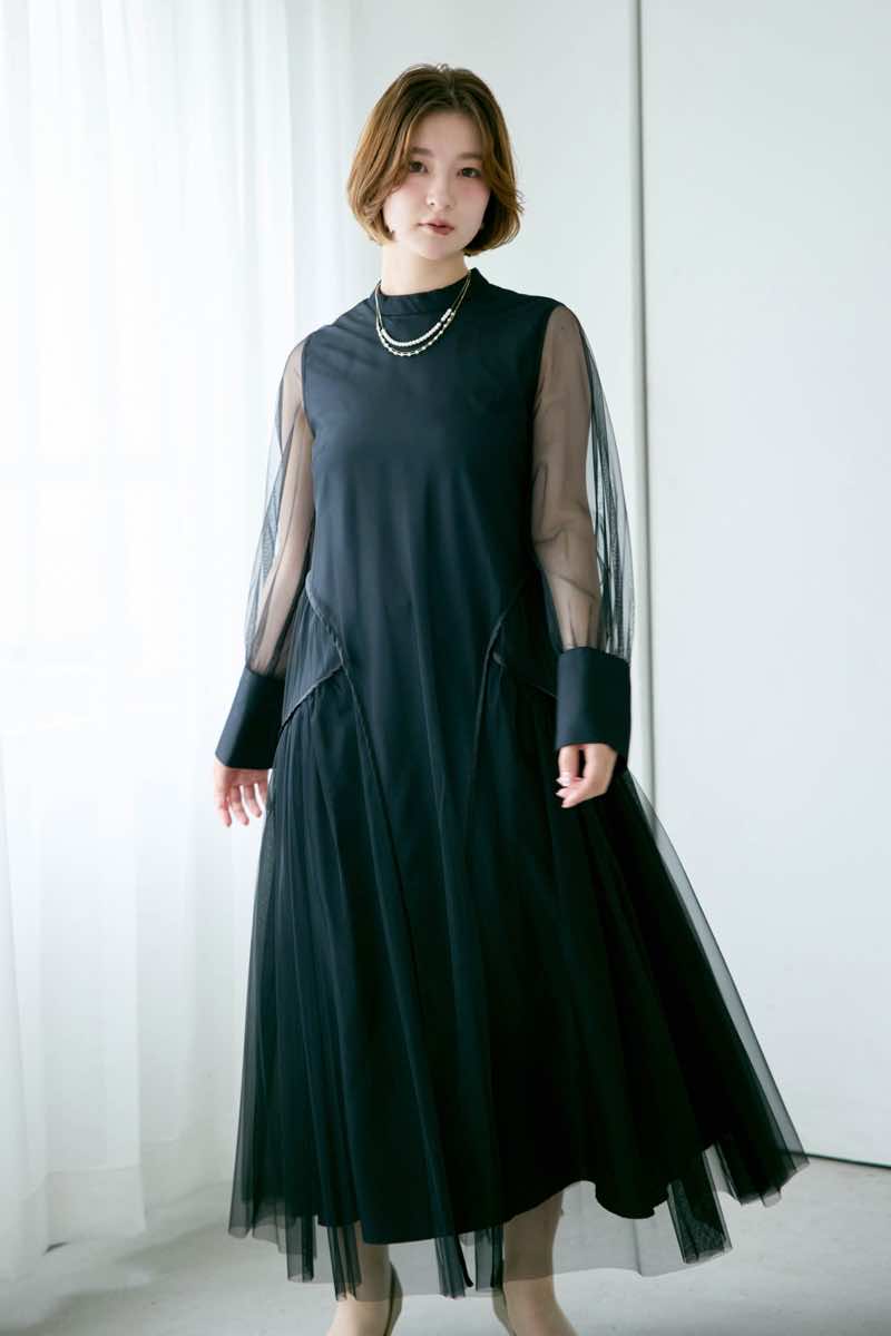 ブラックのパイピングチュールドレスの商品画像8