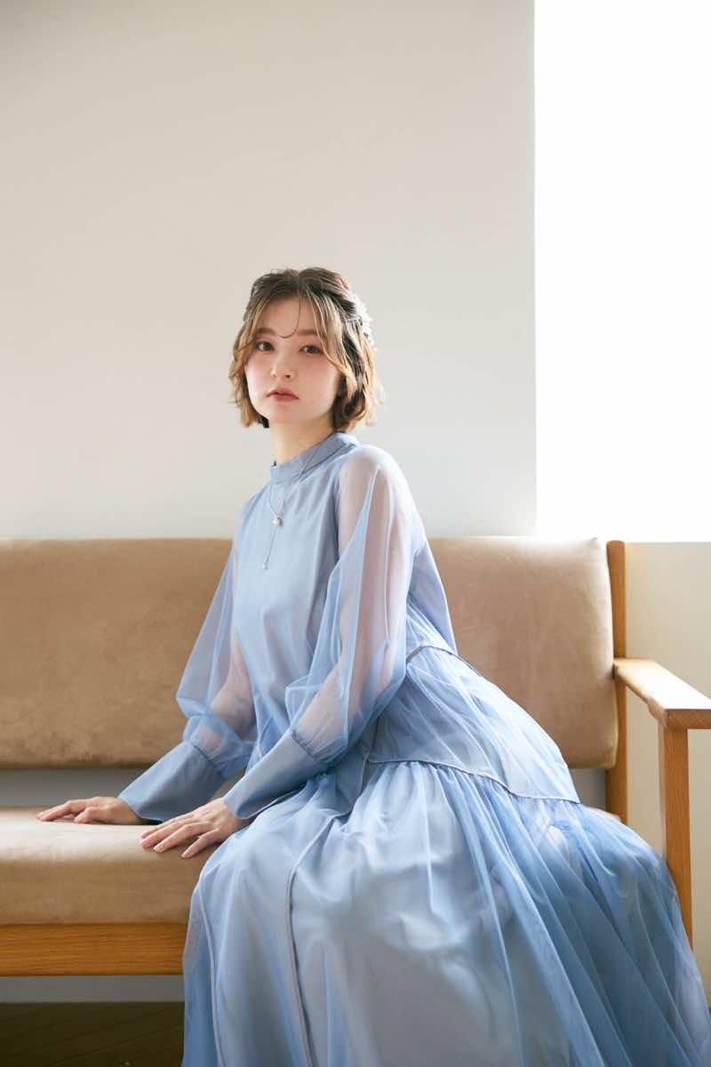 ブルーのパイピングチュールドレスの商品画像14
