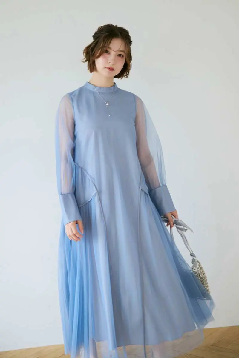 ブルーのパイピングチュールドレス | ANDRESD | M～マタニティ | 結婚