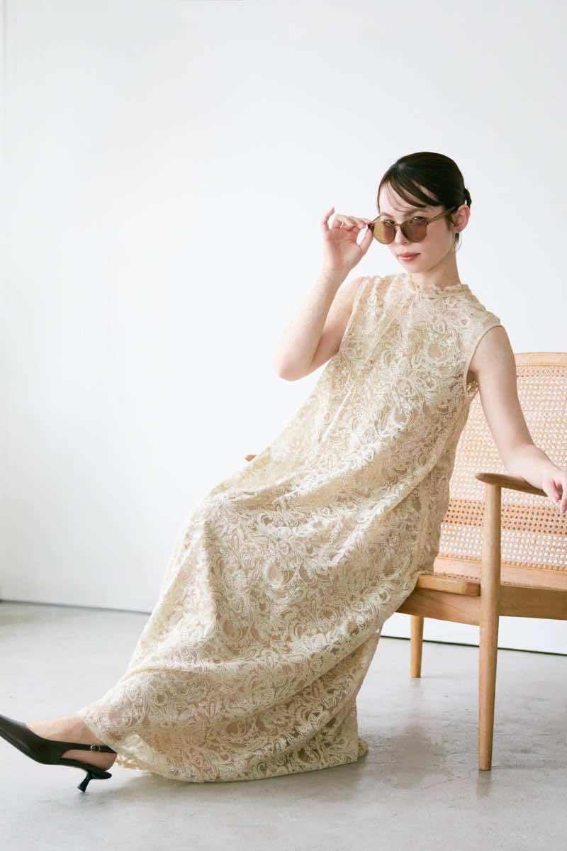 ベージュのプリズムレースAラインドレス | LE' RURE | M～マタニティ