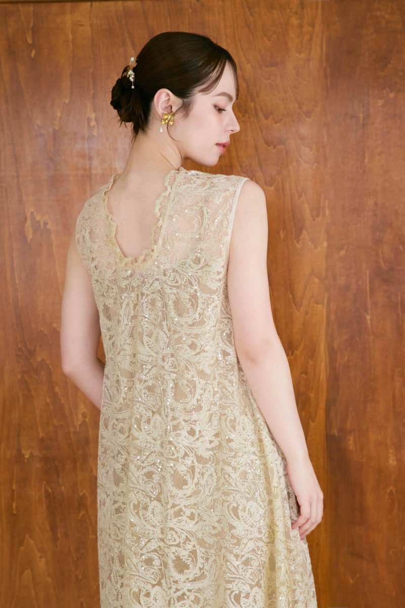 ベージュのプリズムレースAラインドレス | LE' RURE | M～マタニティ