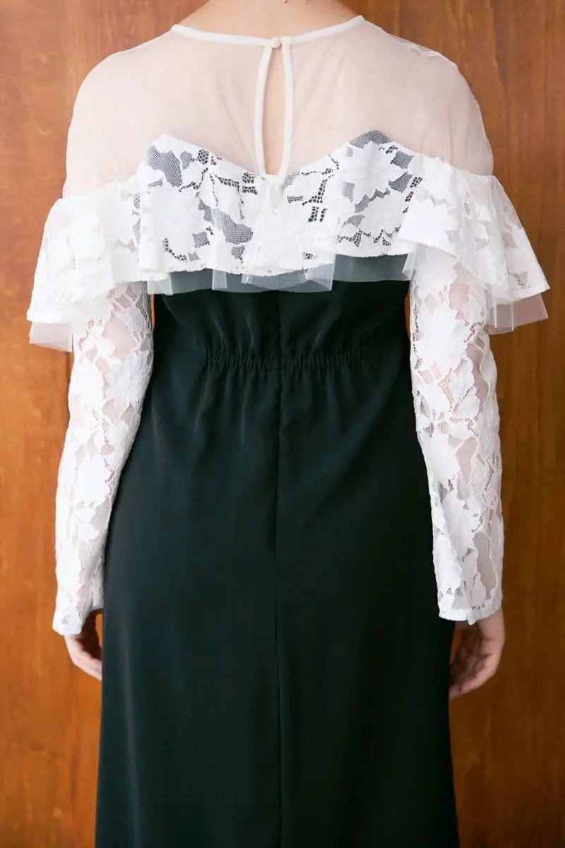 ブラックのレースラッフルドレス | ANDRESD | M | 結婚式パーティーの