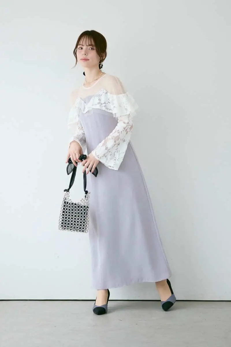 ライトグレーのレースラッフルドレス | ANDRESD | M | 結婚式