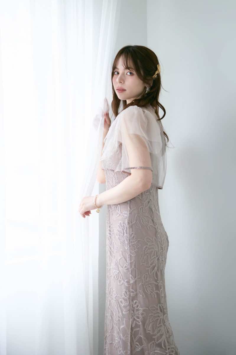 グレージュのフラワーレースセットドレス | Dorry doll | M | 結婚式