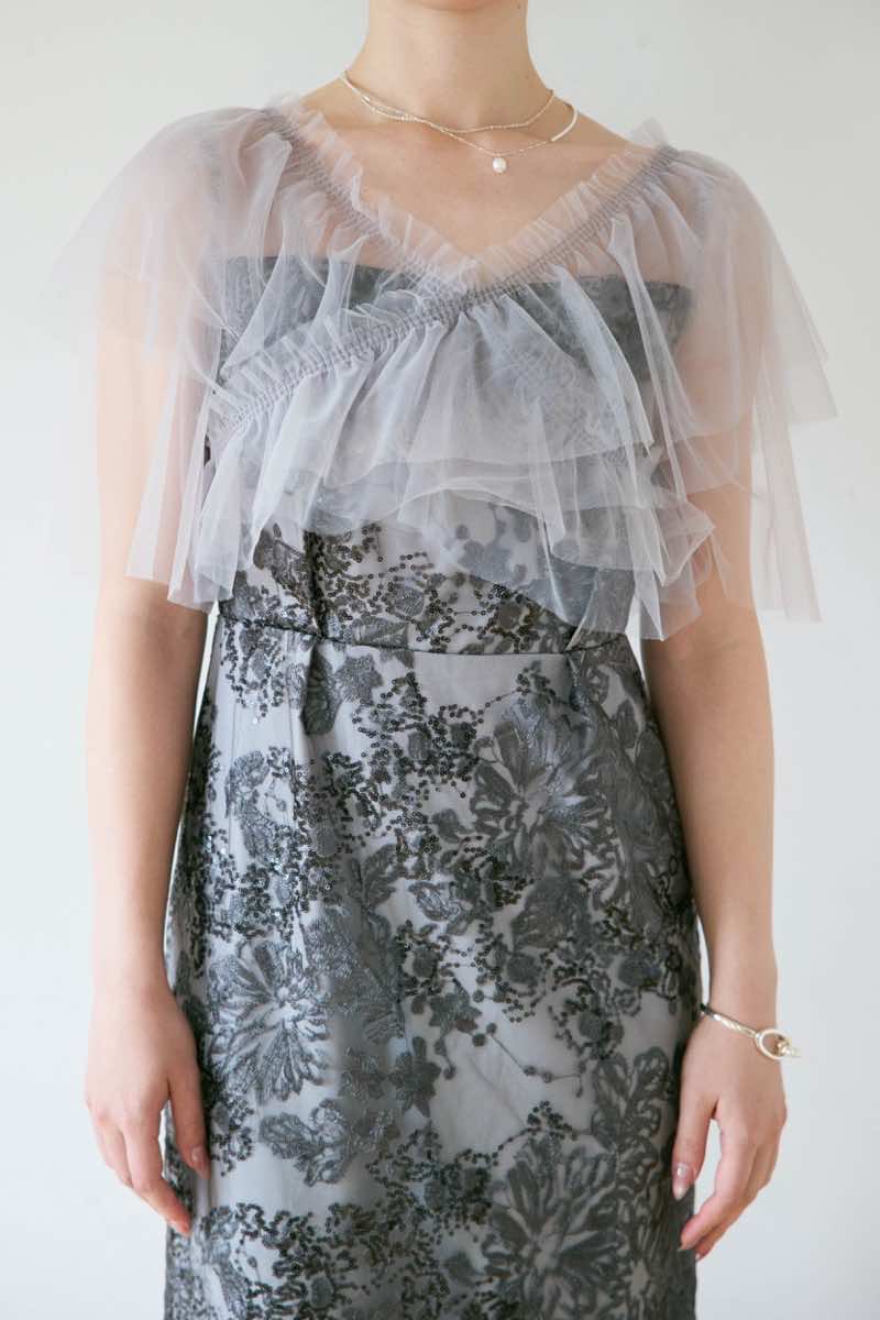 グレーのレイヤードチュールケープドレス | et.UNiVER | M | 結婚式