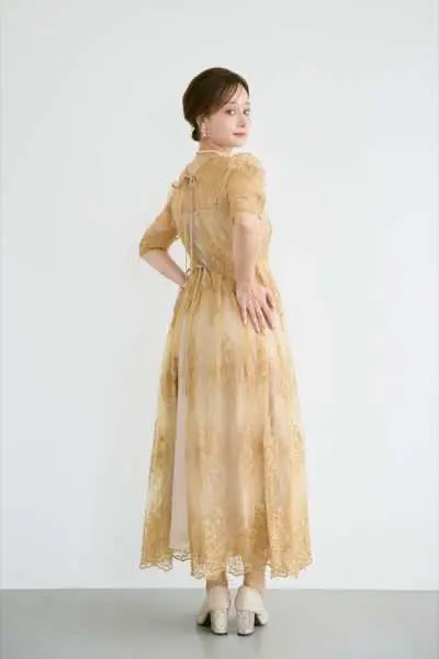 イエロー(黄)のドレスレンタル｜結婚式パーティーのドレスレンタルは