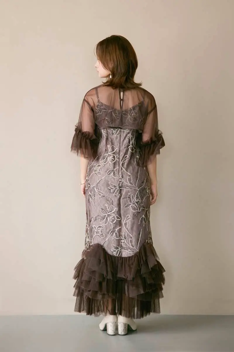 ブラウンのエンブロイダリーフリルセットドレス | ANDRESD | M | 結婚